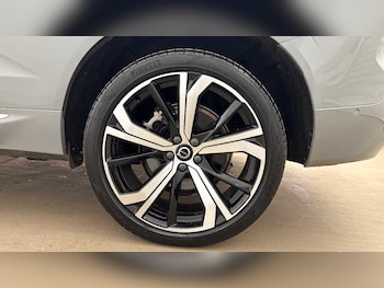 Used Volvo XC60 2025 for sale - 78424001: Photo