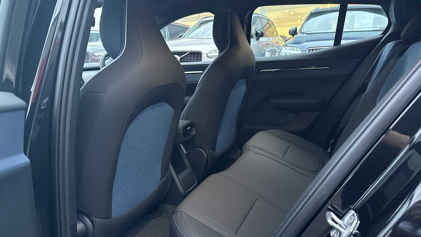 Used Volvo EX30 2025 for sale - 78036050: Photo 28