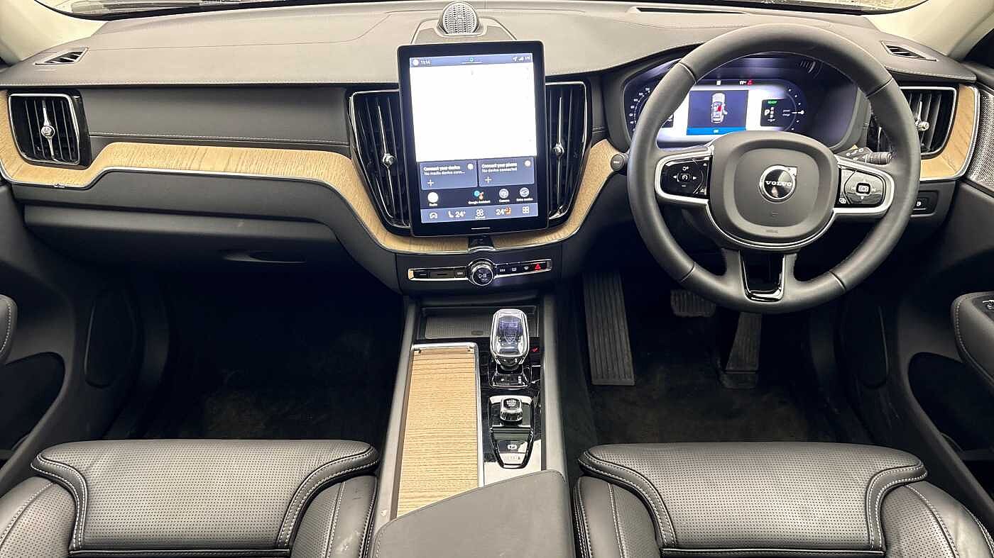 Used Volvo XC60 2025 for sale - 78036058: Photo 10