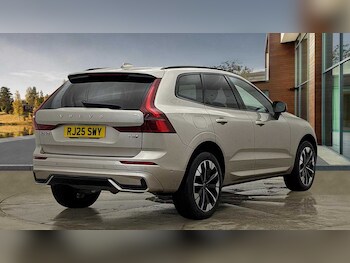 Used Volvo XC60 2025 for sale - 78036058: Photo