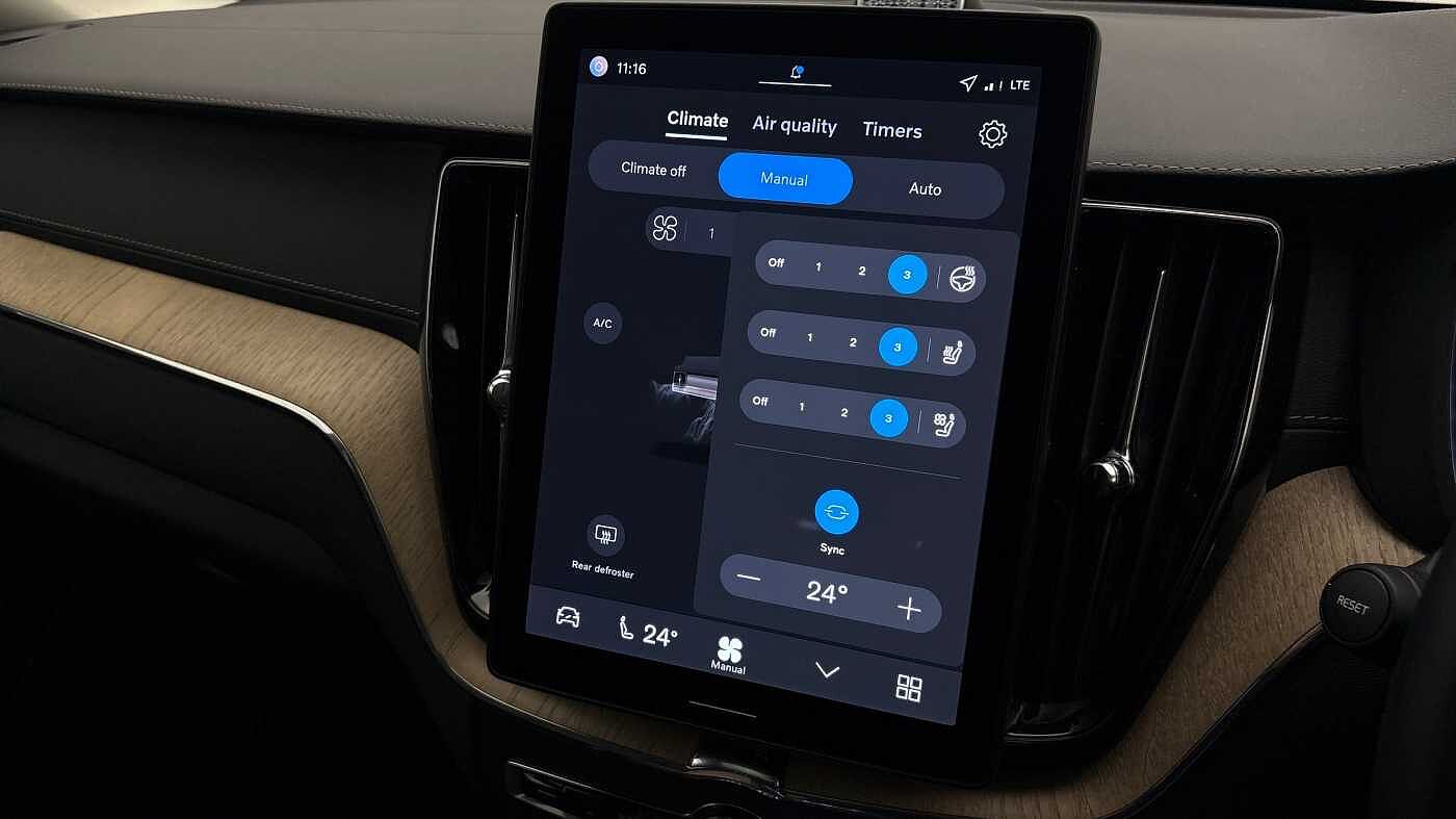 Used Volvo XC60 2025 for sale - 78036058: Photo 41