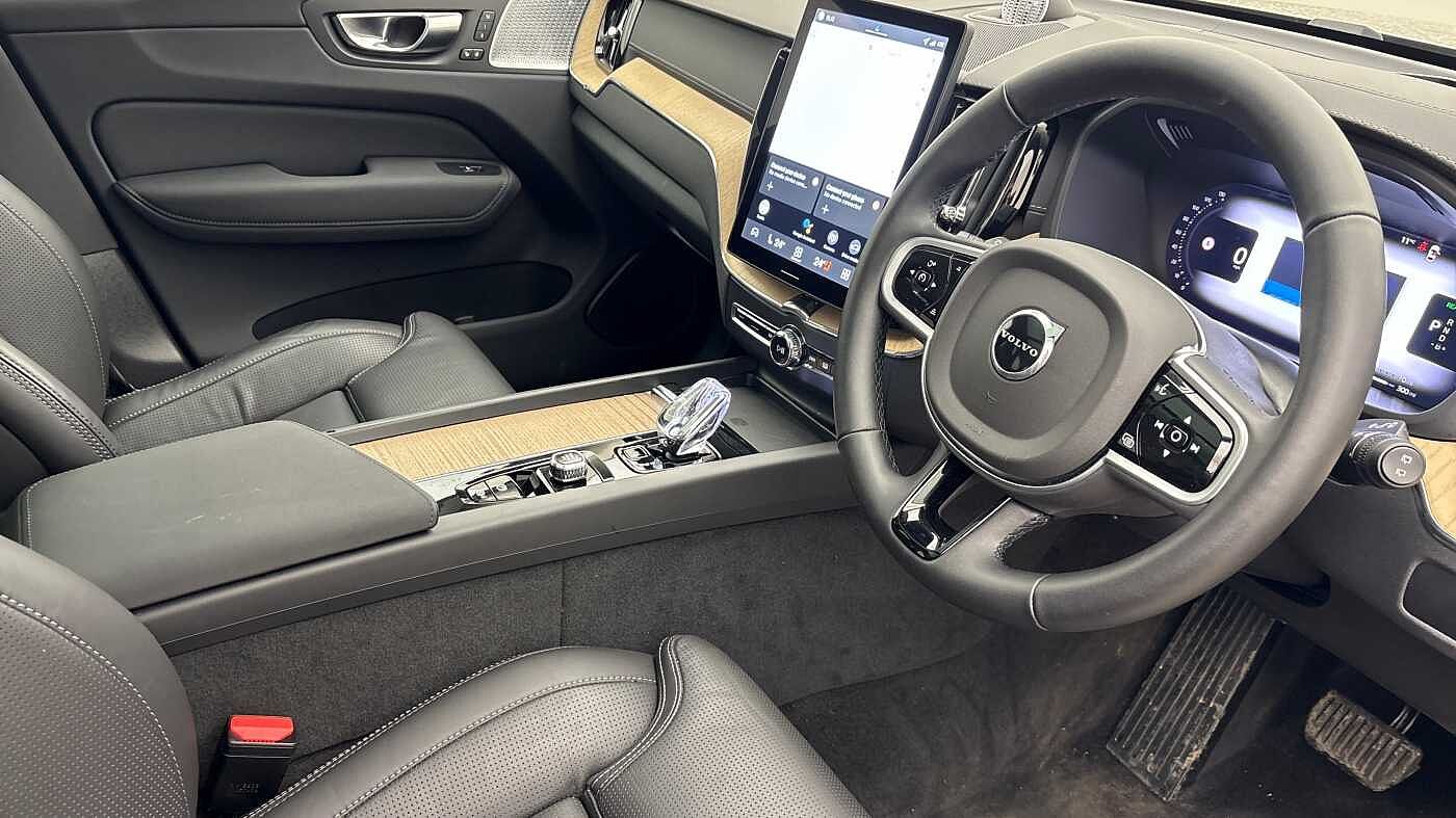 Used Volvo XC60 2025 for sale - 78036058: Photo 9