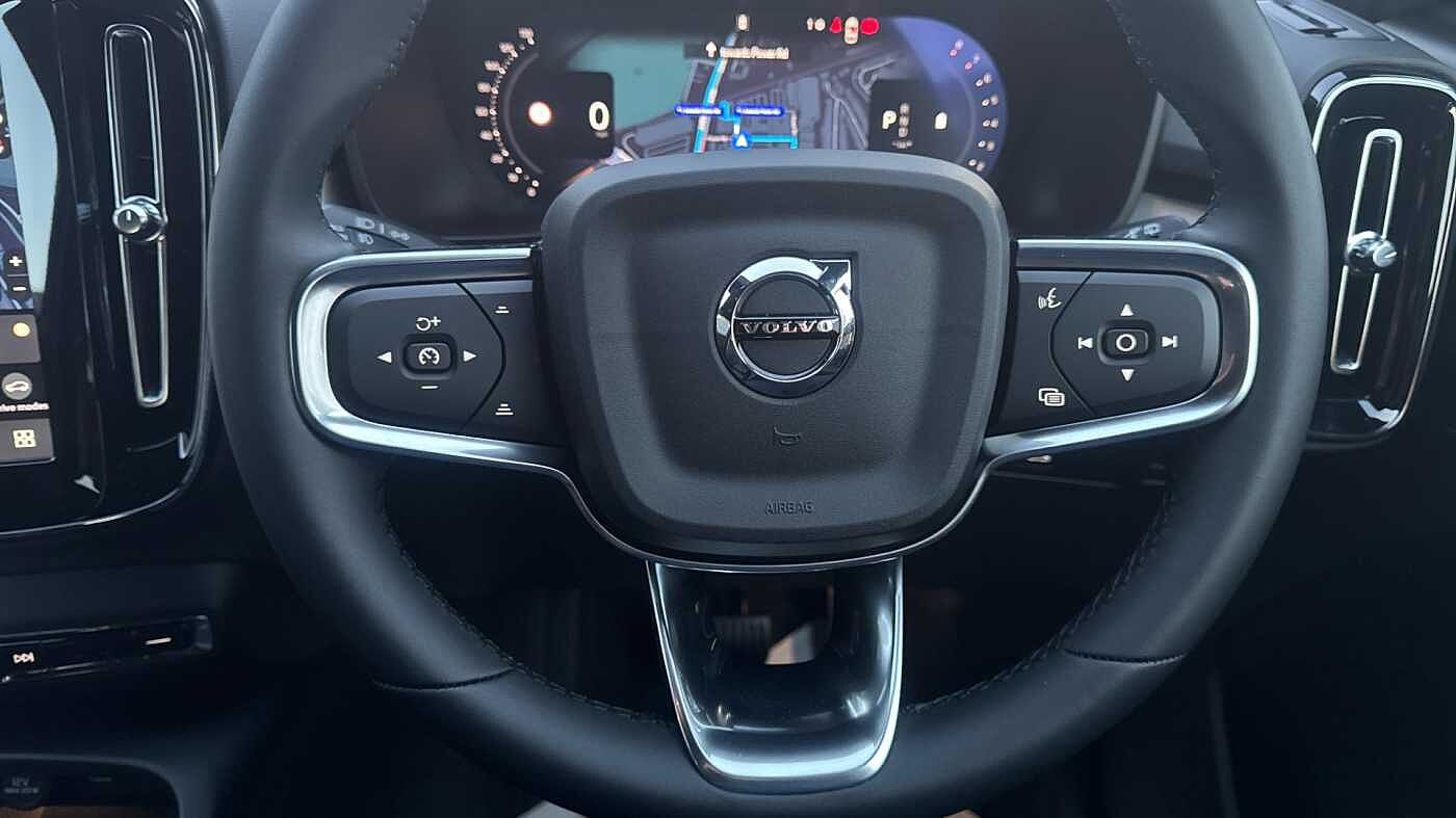 Used Volvo XC40 2025 for sale - 78036066: Photo 12