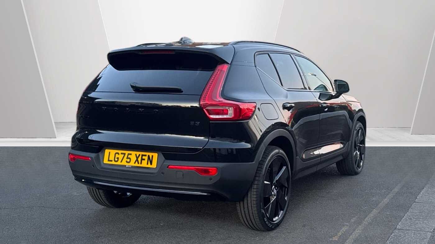 Used Volvo XC40 2025 for sale - 78036066: Photo 2