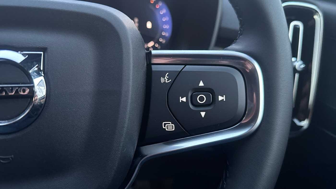 Used Volvo XC40 2025 for sale - 78036066: Photo 21