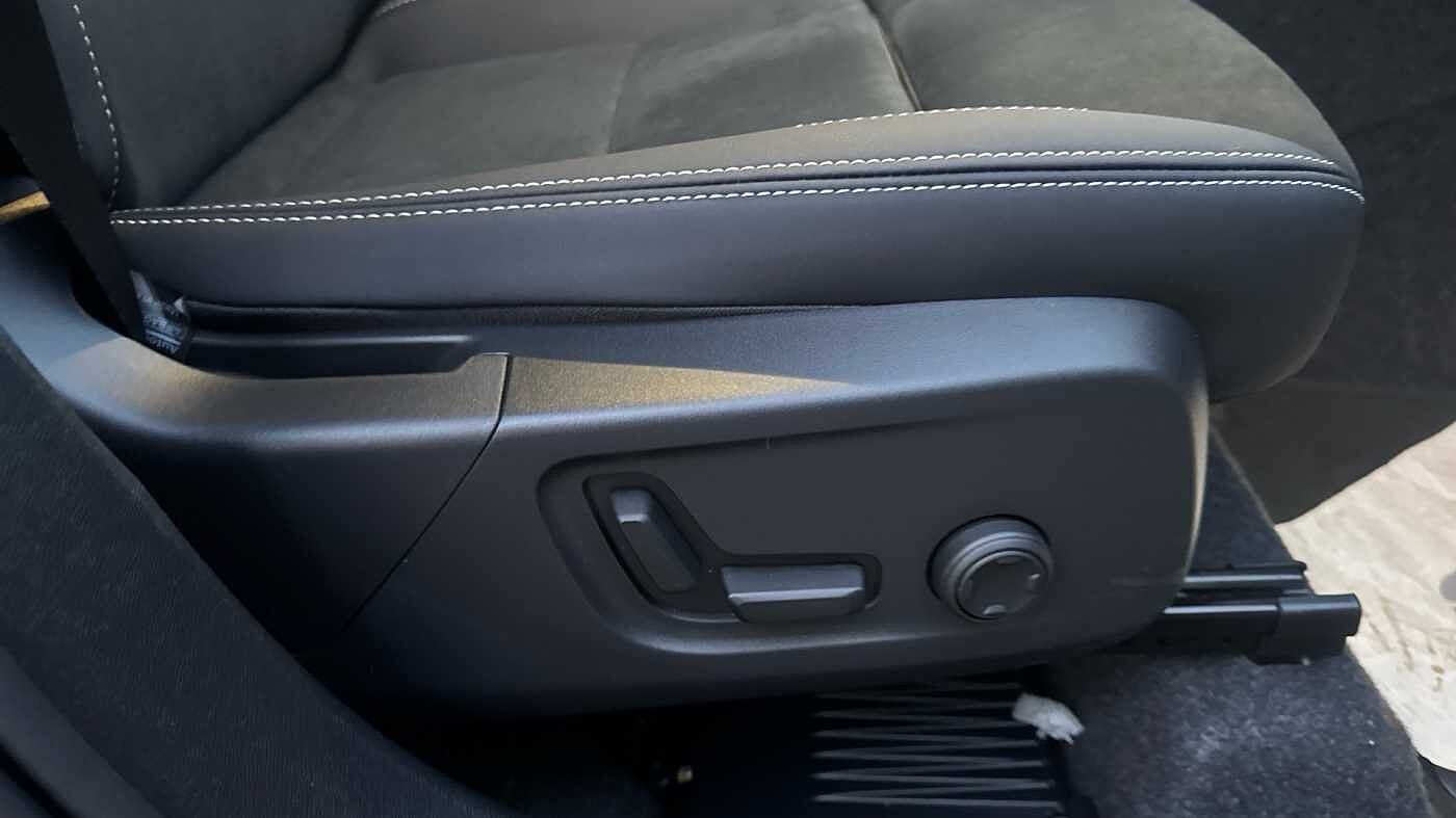 Used Volvo XC40 2025 for sale - 78036066: Photo 27