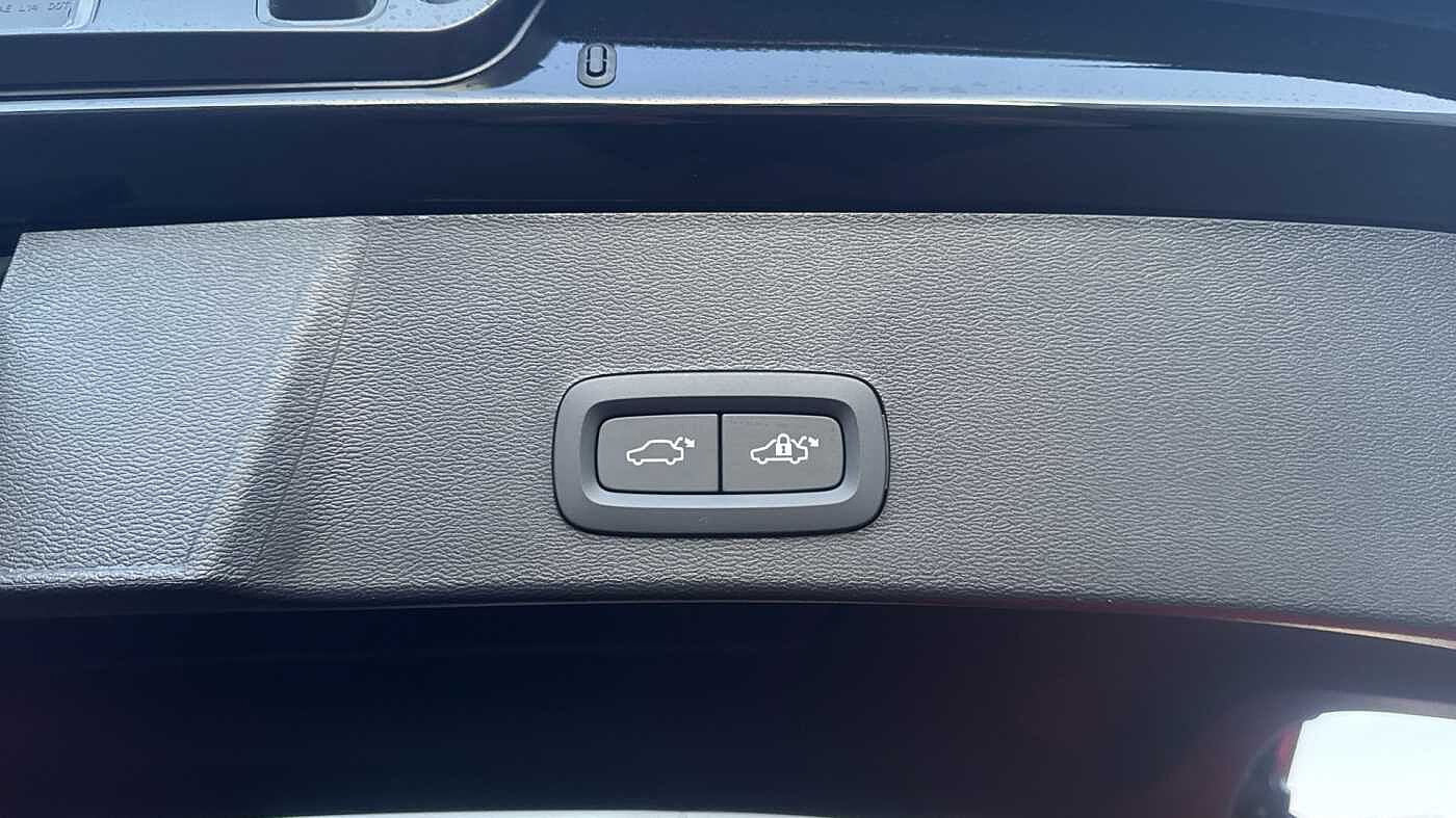 Used Volvo XC40 2025 for sale - 78036066: Photo 30