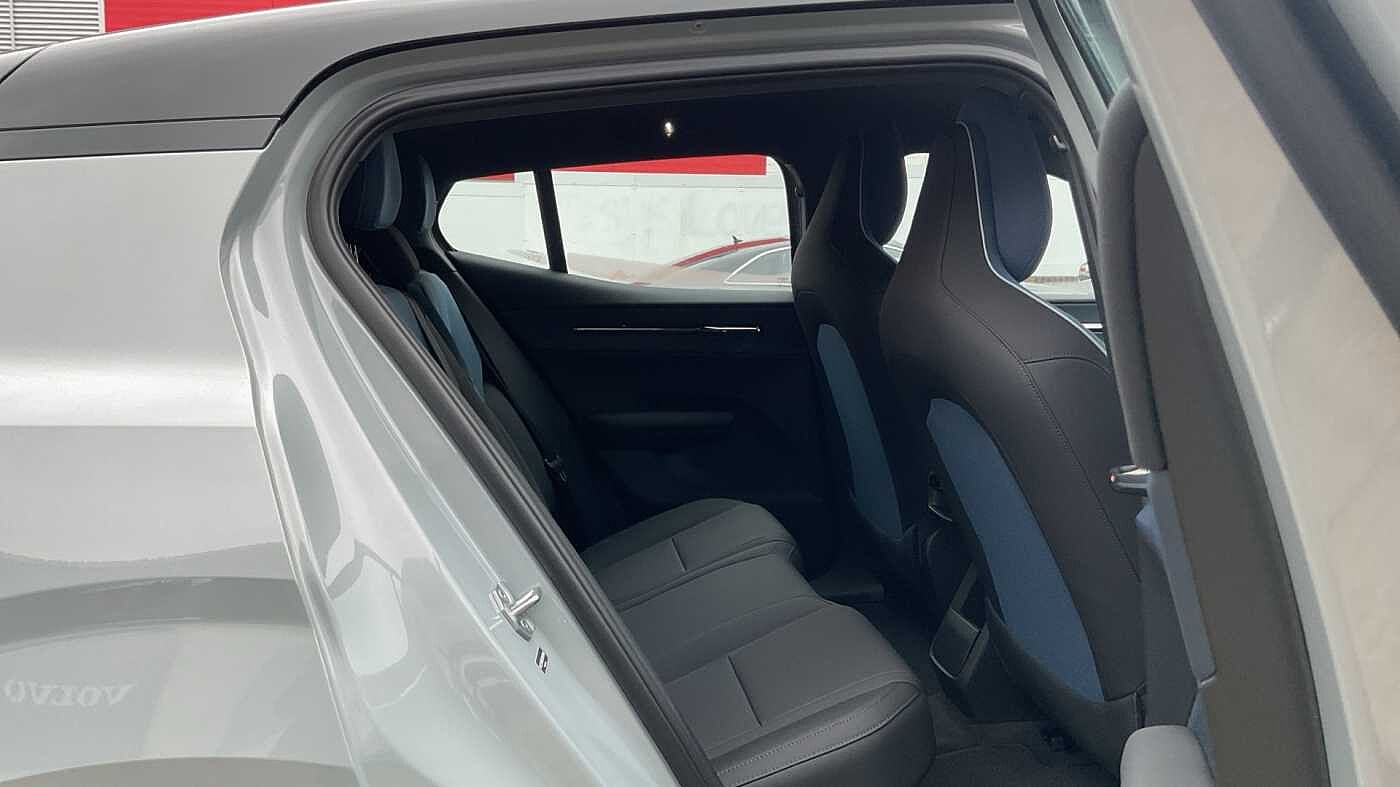 Used Volvo EX30 2025 for sale - 78036057: Photo 8