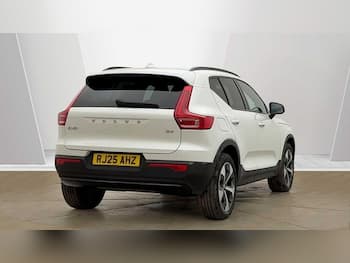 Used Volvo XC40 2025 for sale - 79651889: Photo