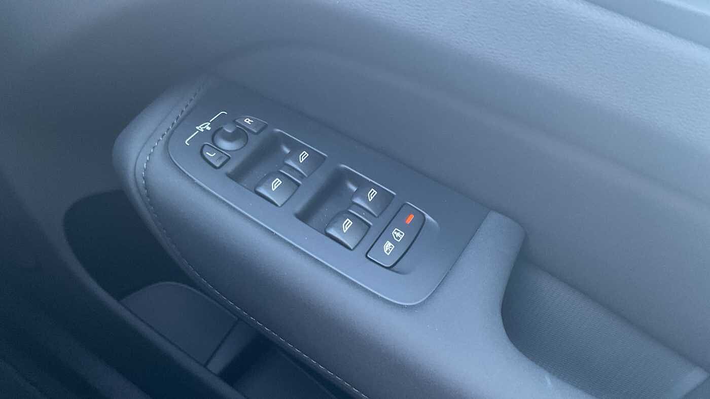 Used Volvo XC60 2026 for sale - 78036111: Photo 25