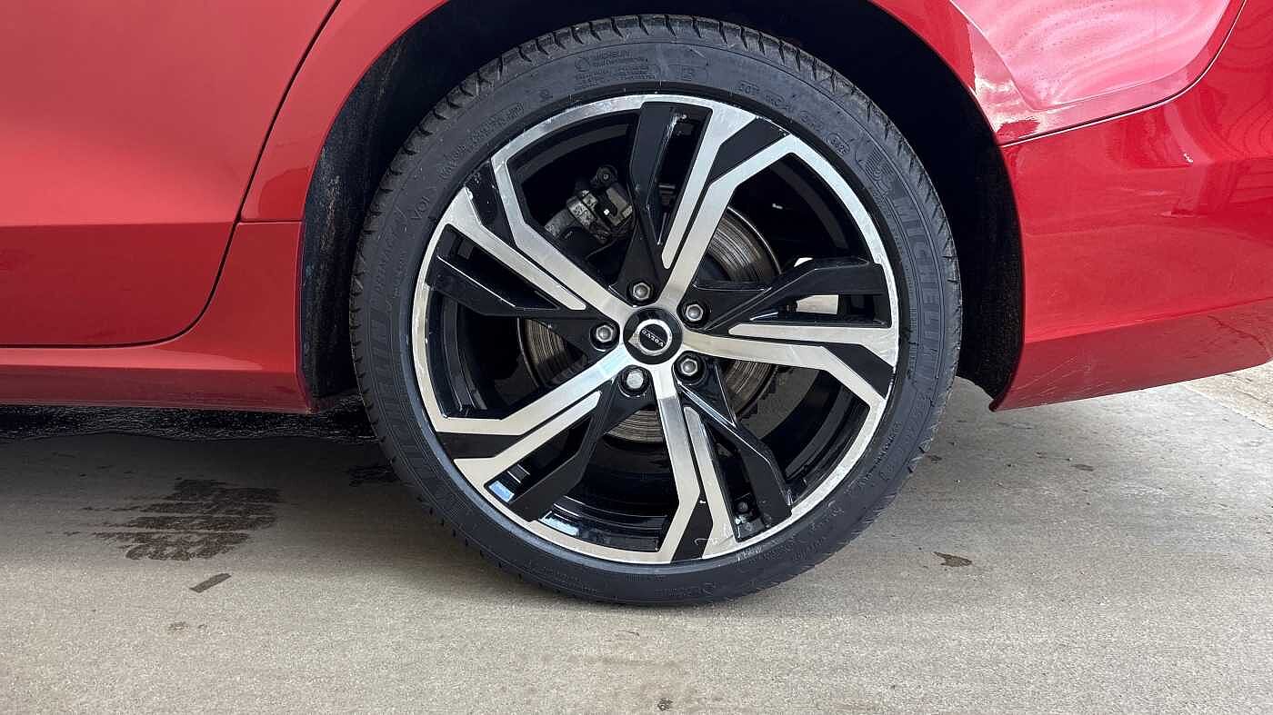 Used Volvo V60 2025 for sale - 78036048: Photo 16