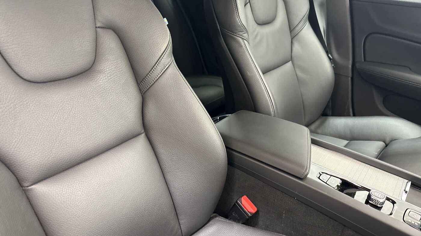 Used Volvo V60 2025 for sale - 78036048: Photo 28