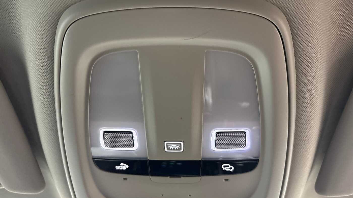 Used Volvo V60 2025 for sale - 78036048: Photo 32