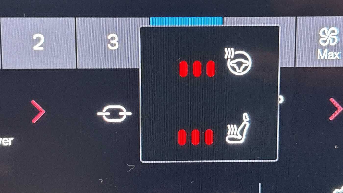 Used Volvo V60 2025 for sale - 78036048: Photo 40