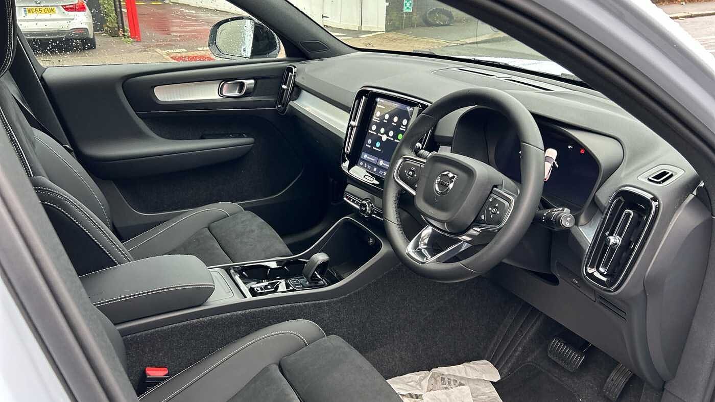 Used Volvo XC40 2025 for sale - 78036065: Photo 5