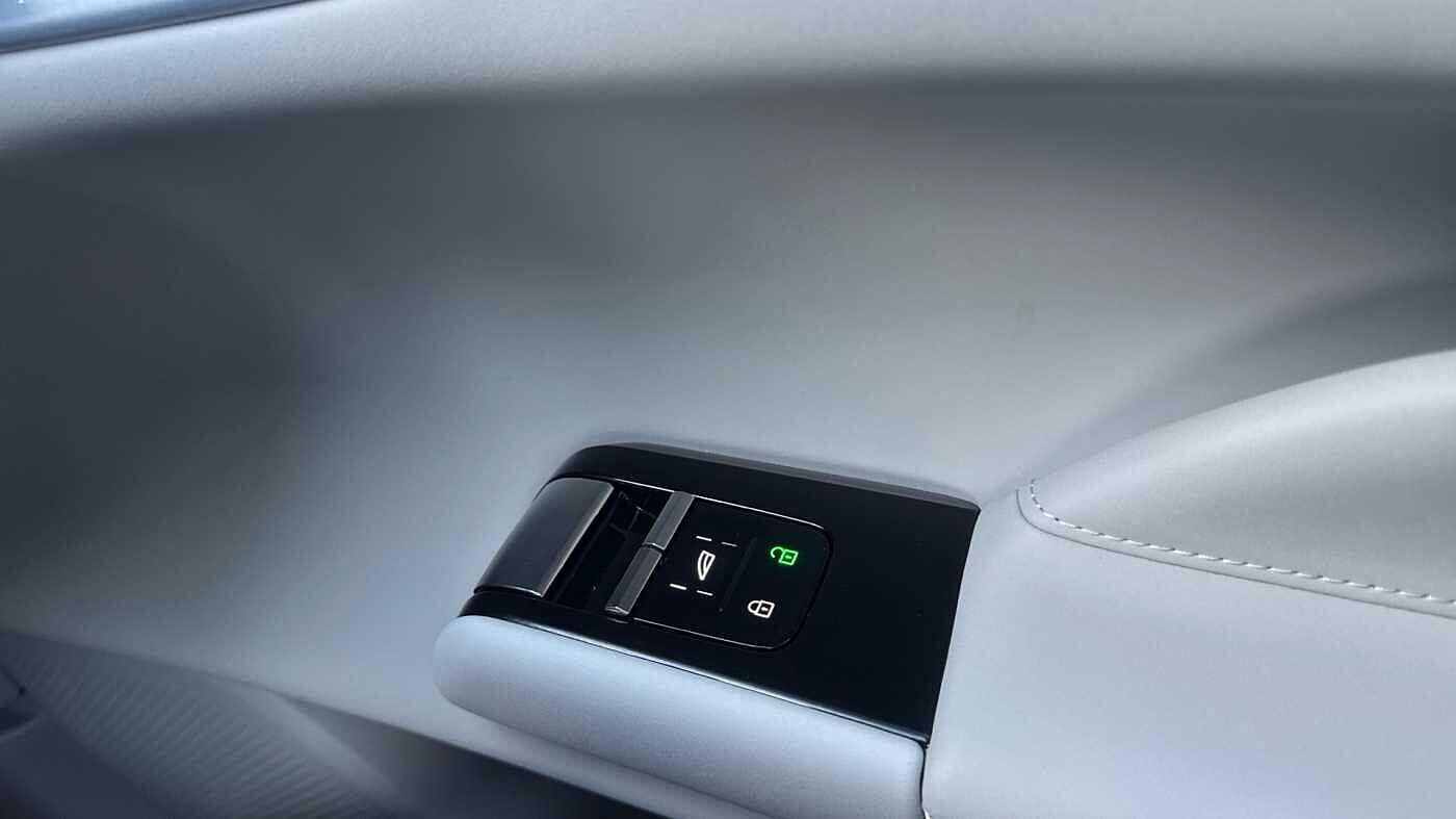 Used Volvo EX90 2025 for sale - 78036095: Photo 25