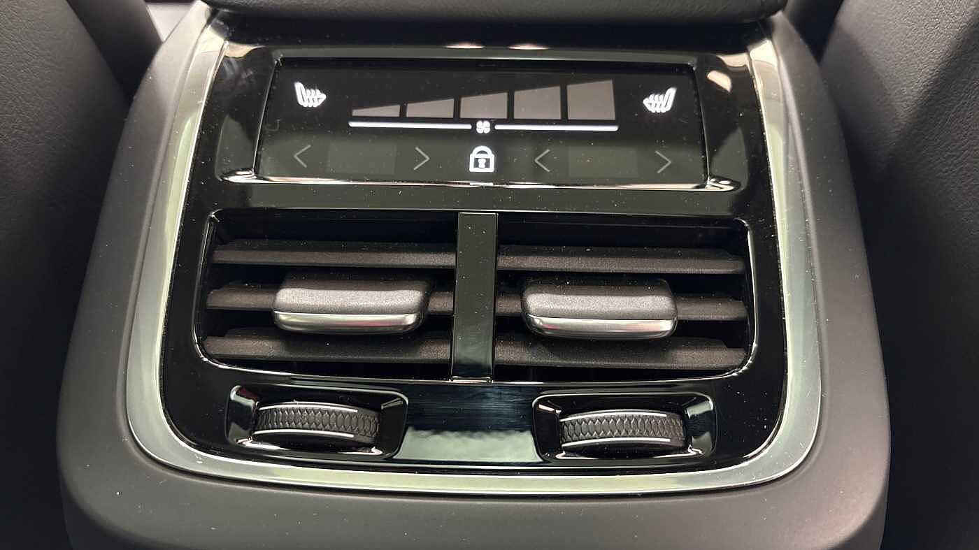 Used Volvo XC60 2025 for sale - 78036060: Photo 17