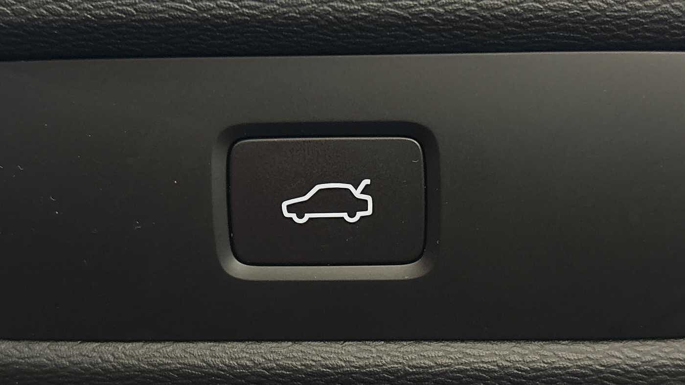 Used Volvo XC60 2025 for sale - 78036060: Photo 30