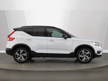 Used Volvo XC40 2021 for sale - 79252381: Photo