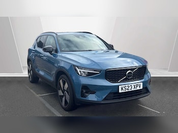 Used Volvo XC40 2023 for sale - 78036104: Photo