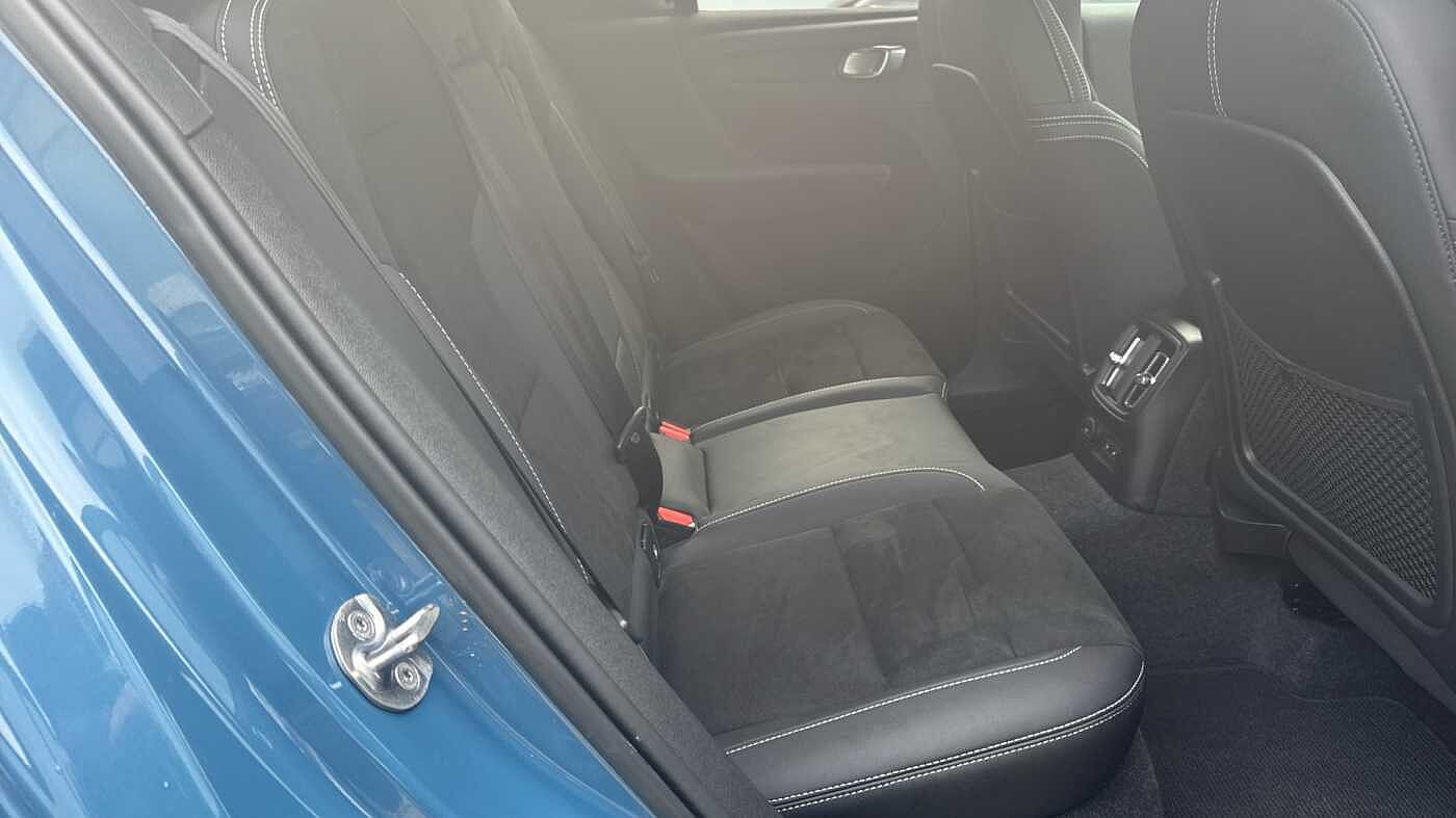 Used Volvo XC40 2023 for sale - 78036104: Photo 29