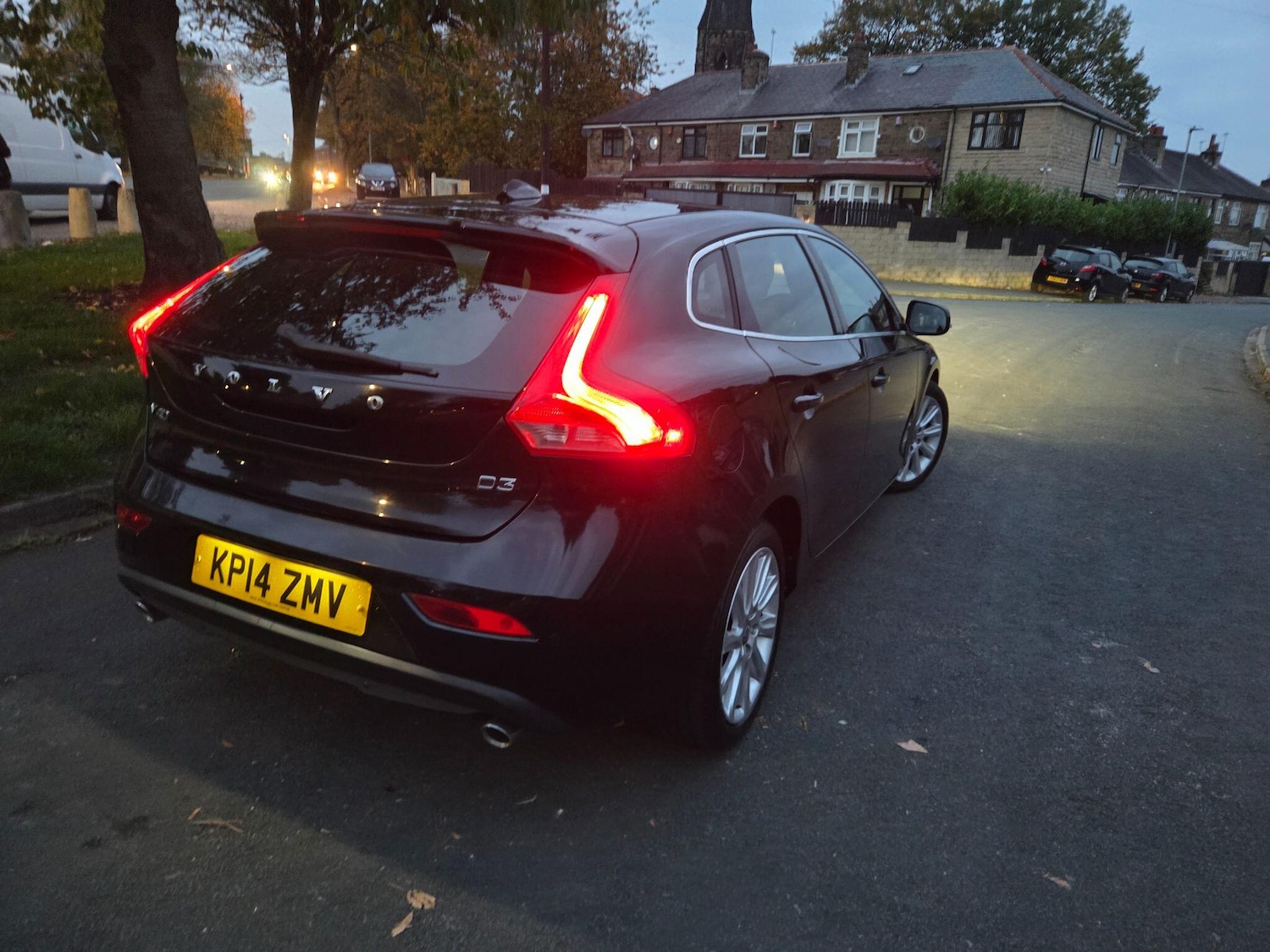 Used Volvo V40 2014 for sale - 77193186: Photo 17