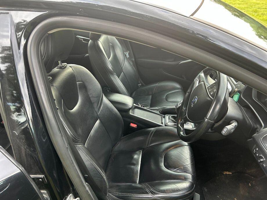 Used Volvo V40 2014 for sale - 77193186: Photo 24