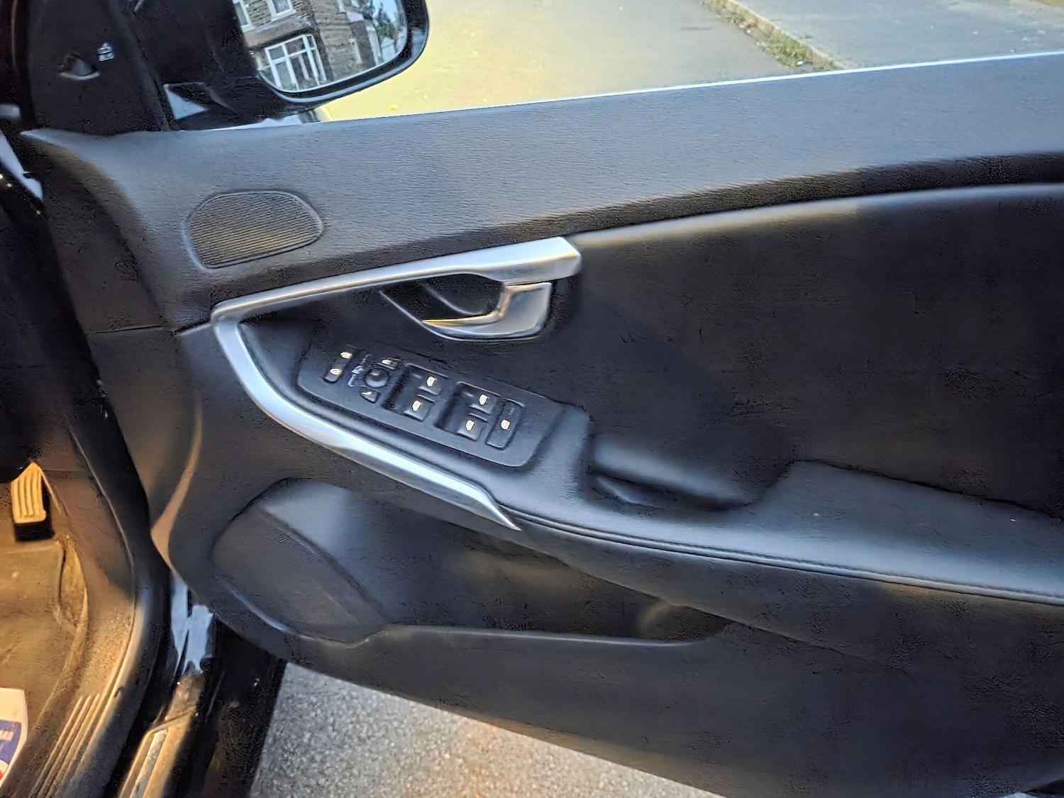 Used Volvo V40 2014 for sale - 77193186: Photo 27