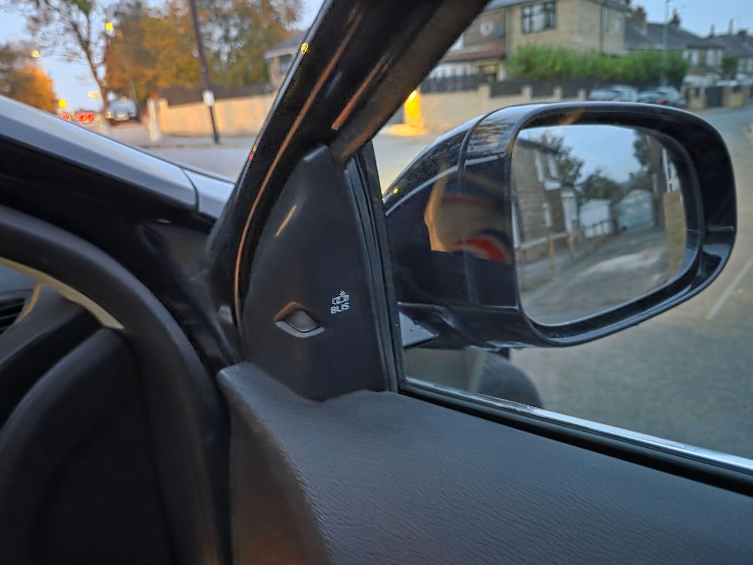 Used Volvo V40 2014 for sale - 77193186: Photo 31