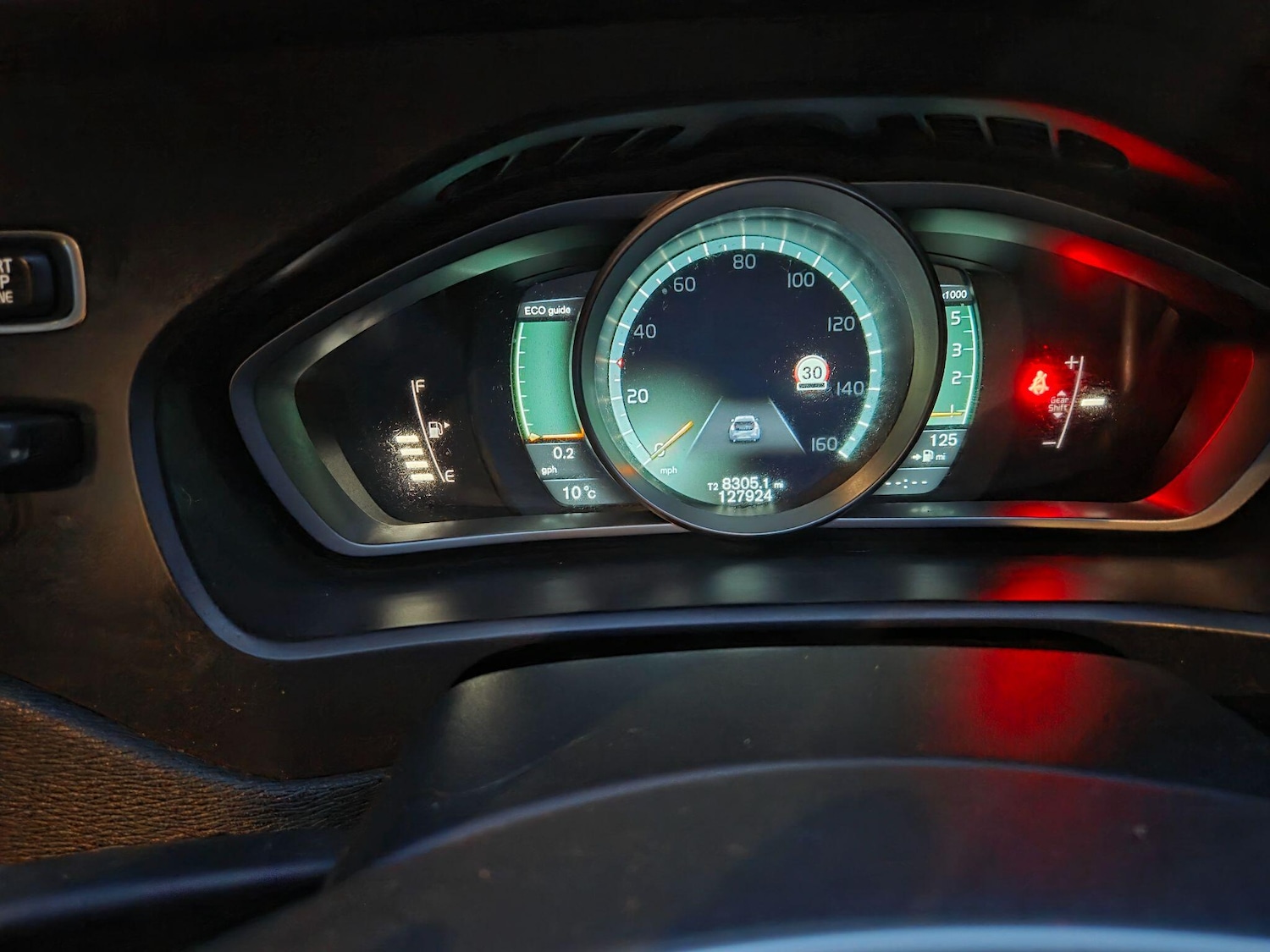 Used Volvo V40 2014 for sale - 77193186: Photo 38