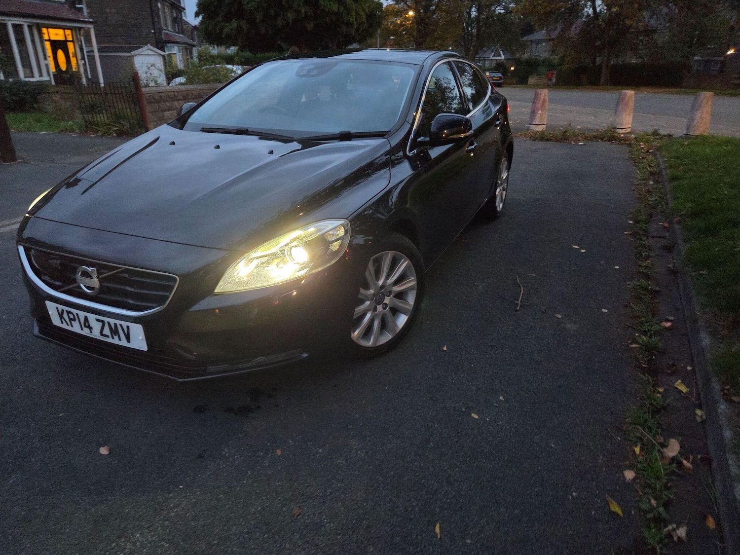 Used Volvo V40 2014 for sale - 77193186: Photo 8