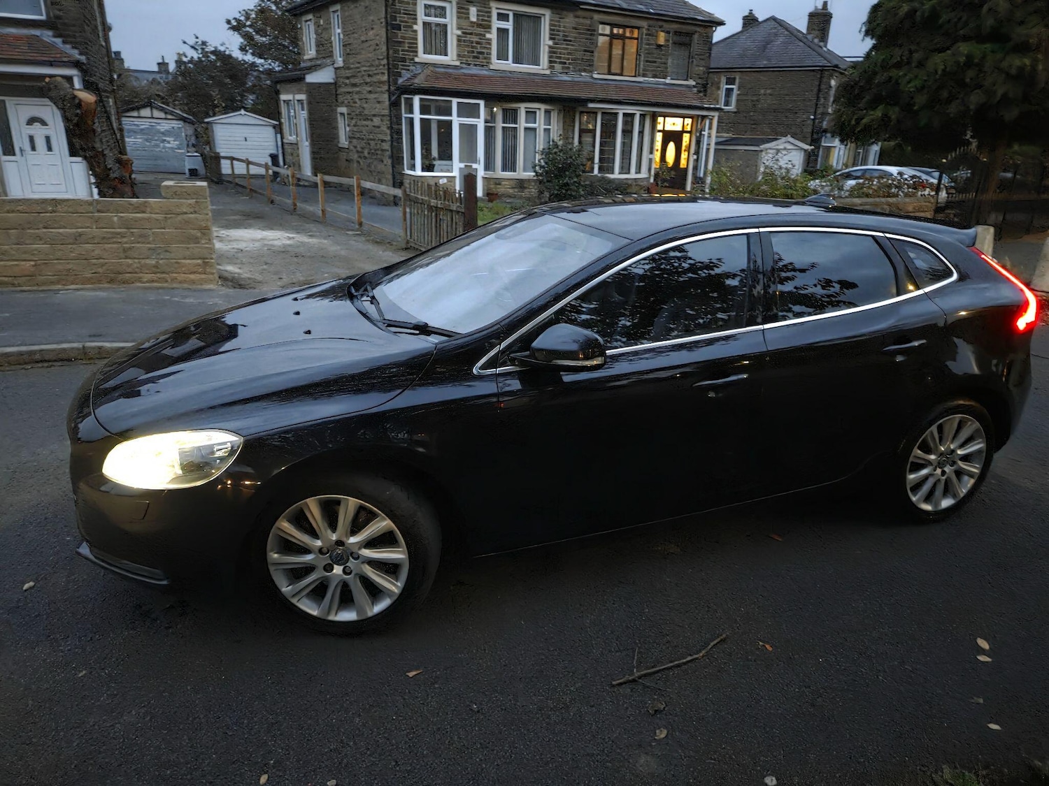 Used Volvo V40 2014 for sale - 77193186: Photo 9