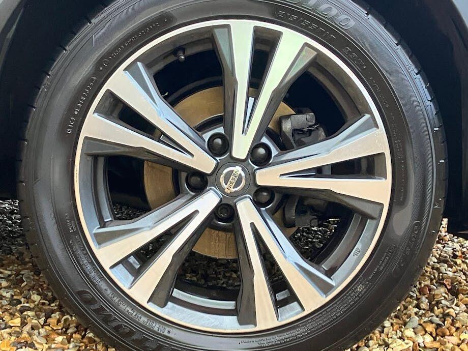 Used Nissan Qashqai 2017 for sale - 77647001: Photo 11