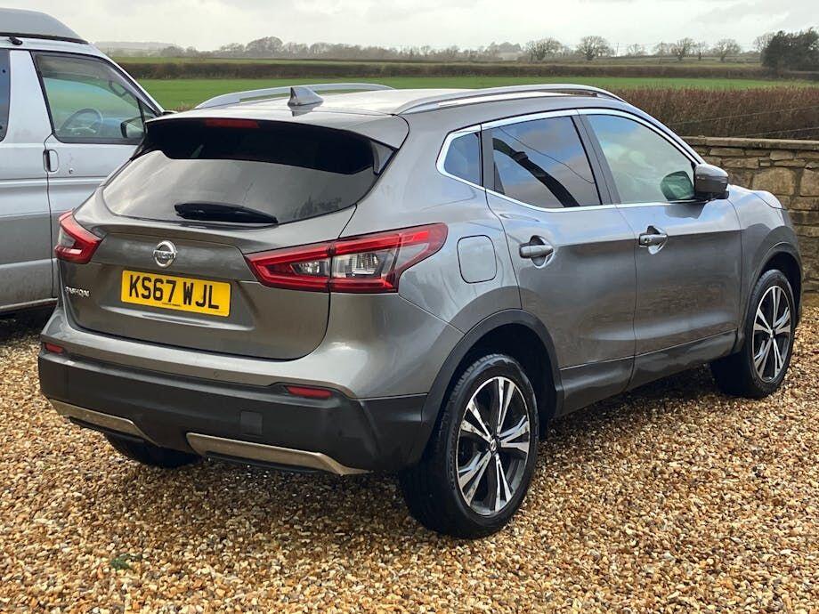 Used Nissan Qashqai 2017 for sale - 77647001: Photo 2