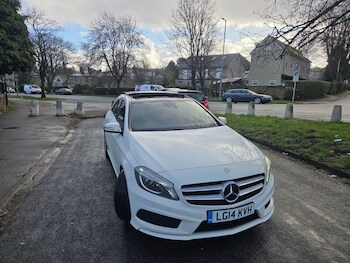 Used Mercedes-Benz A-Class 2014 for sale - 77574223: Photo