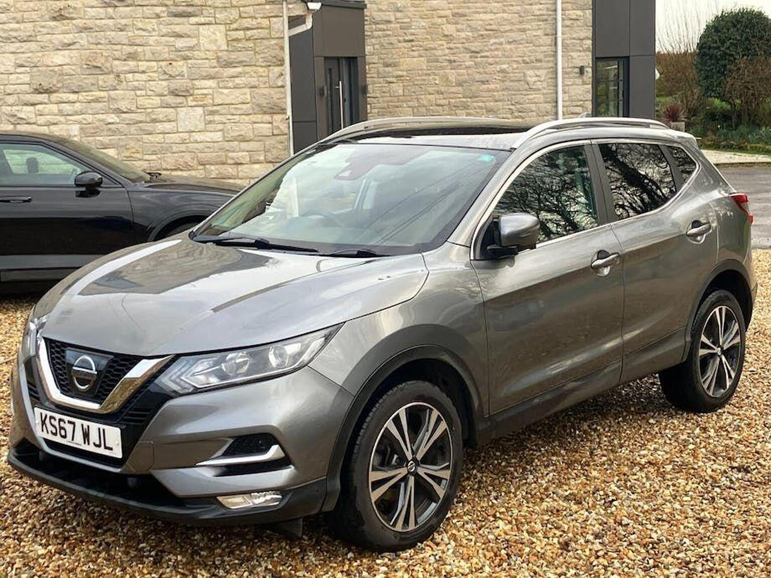 Used Nissan Qashqai 2017 for sale - 77721270: Photo 4