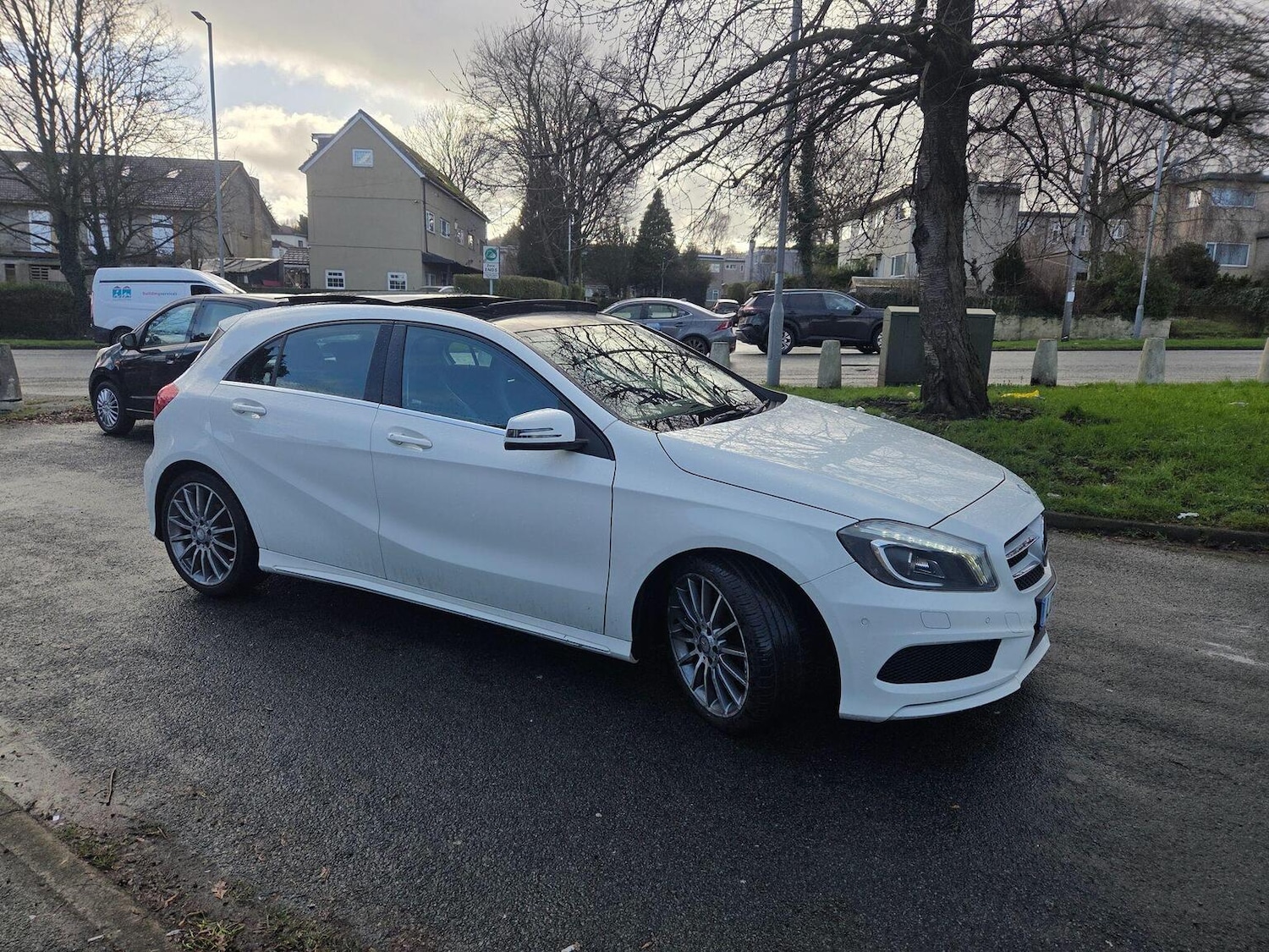 Used Mercedes-Benz A-Class 2014 for sale - 77721306: Photo 2
