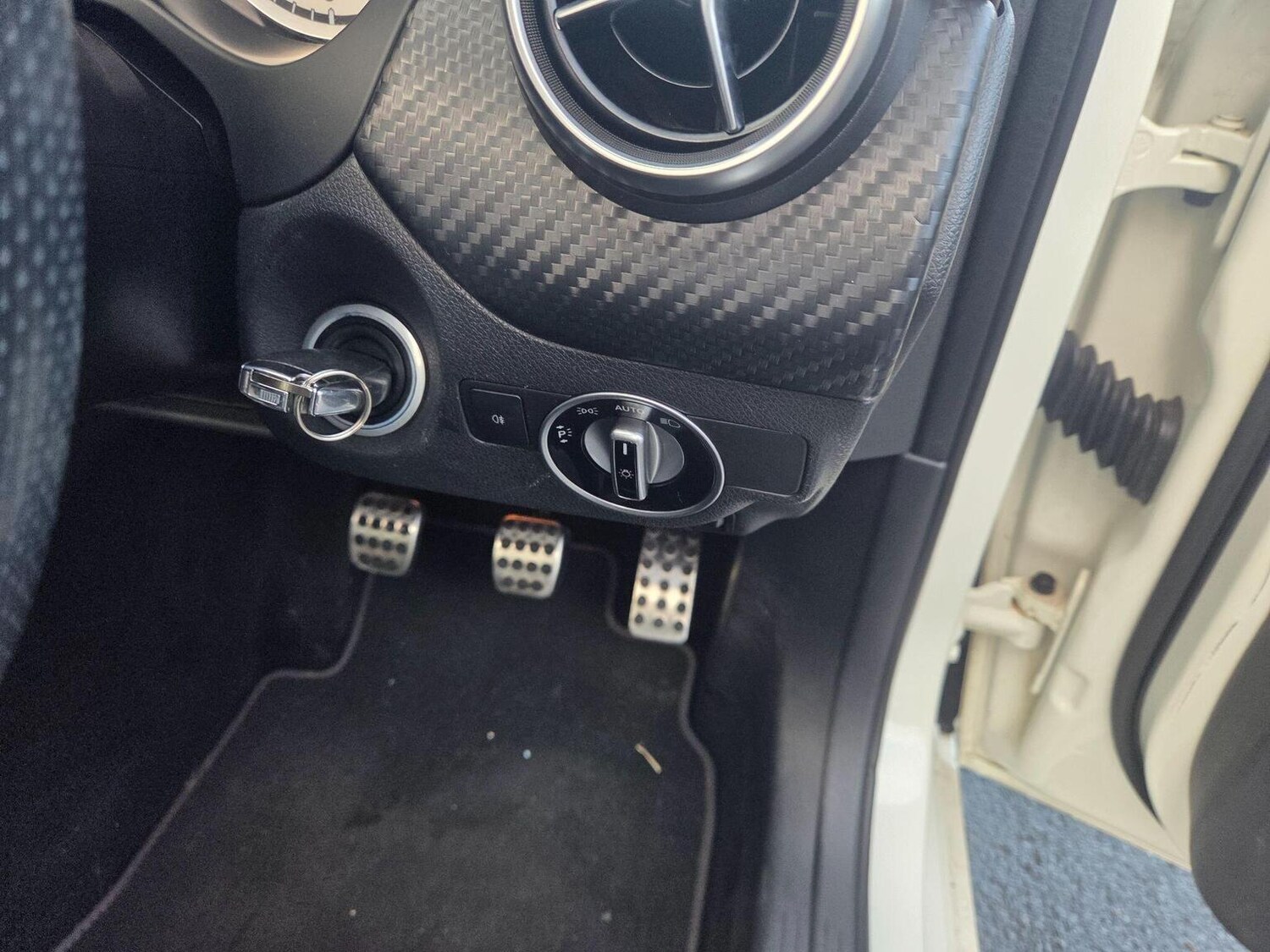 Used Mercedes-Benz A-Class 2014 for sale - 77721306: Photo 24