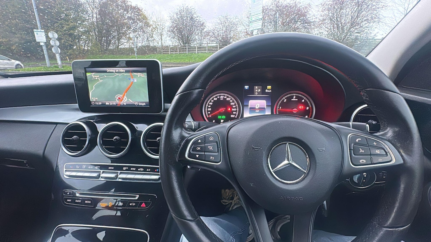 Used Mercedes-Benz C Class 2018 for sale - 77193187: Photo 11