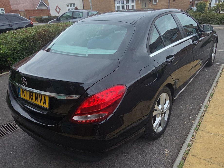 Used Mercedes-Benz C Class 2018 for sale - 77193187: Photo 2