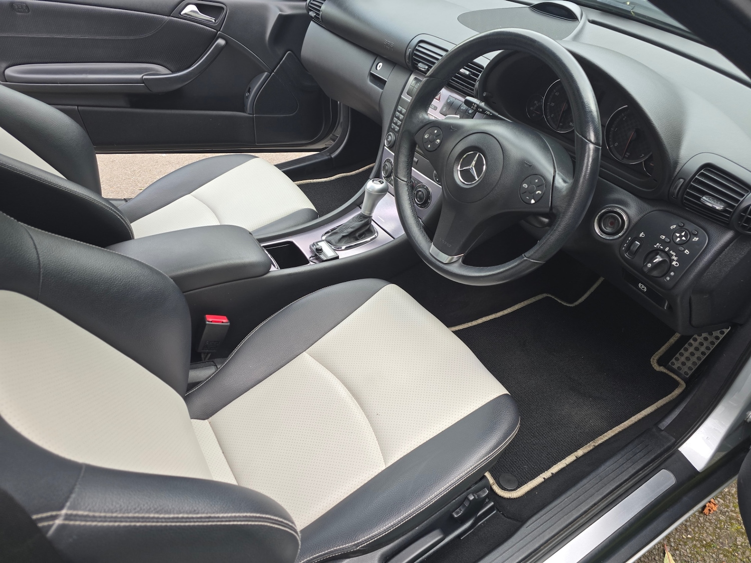 Used Mercedes-Benz CLC Class 2008 for sale - 77837397: Photo 13