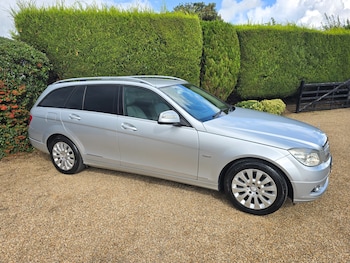 Mercedes-Benz - C-Class