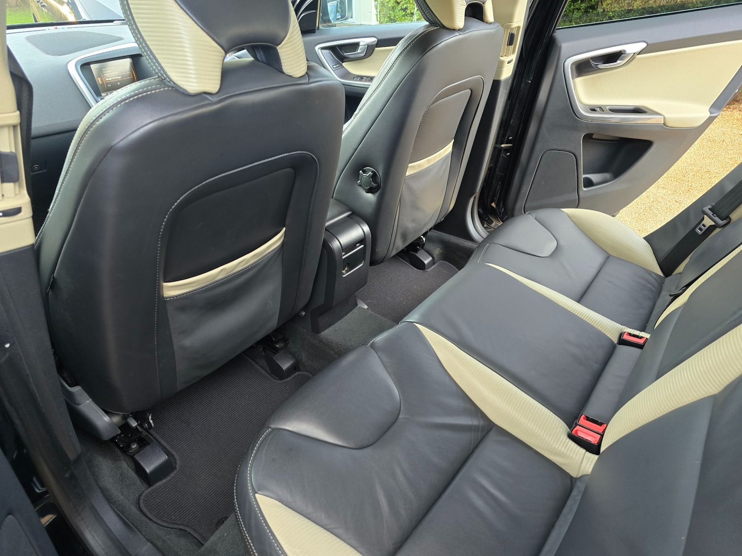 Used Volvo XC60 2013 for sale - 77129842: Photo 12