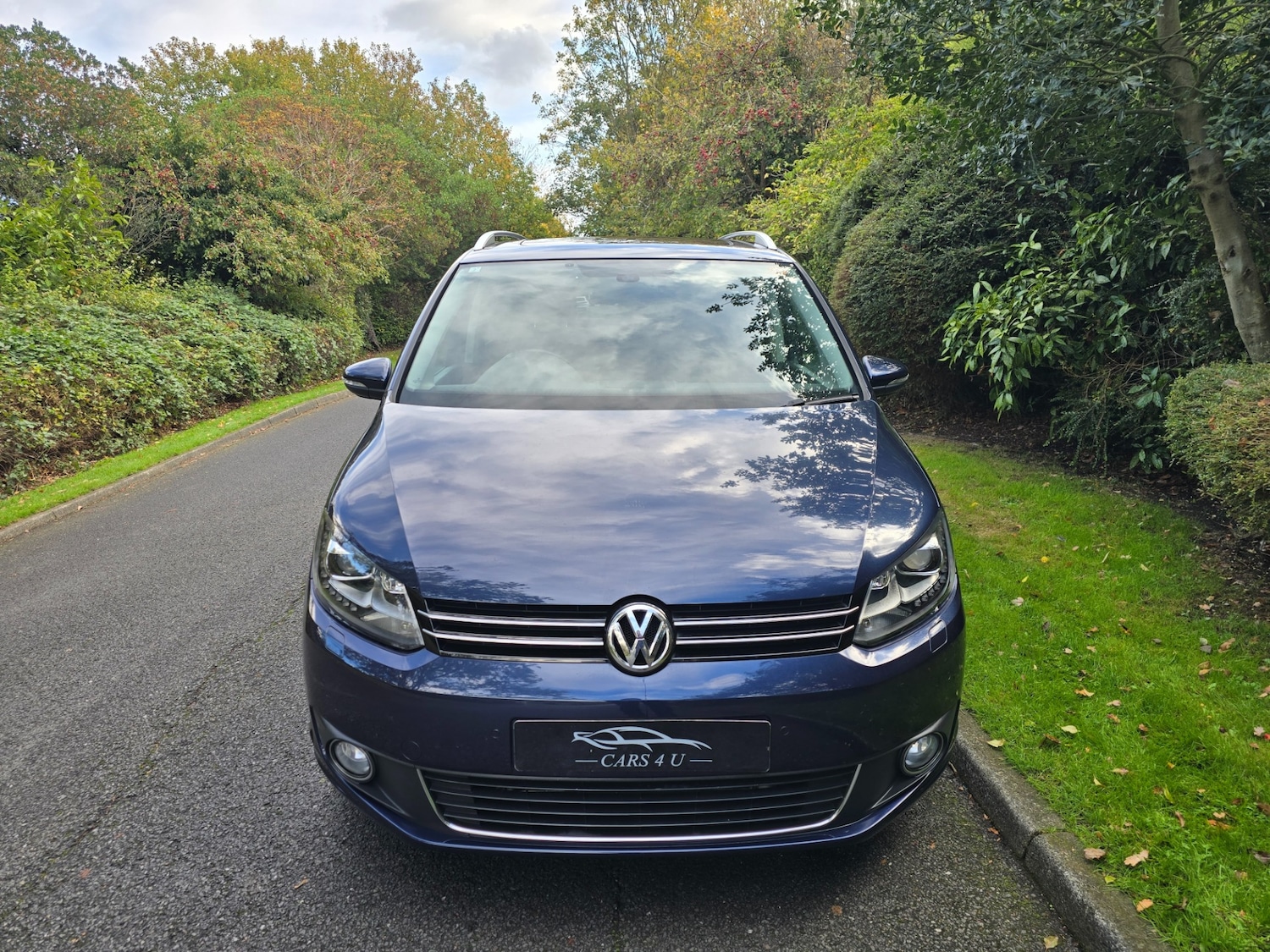 Used Volkswagen Touran 2015 for sale - 76347418: Photo 9