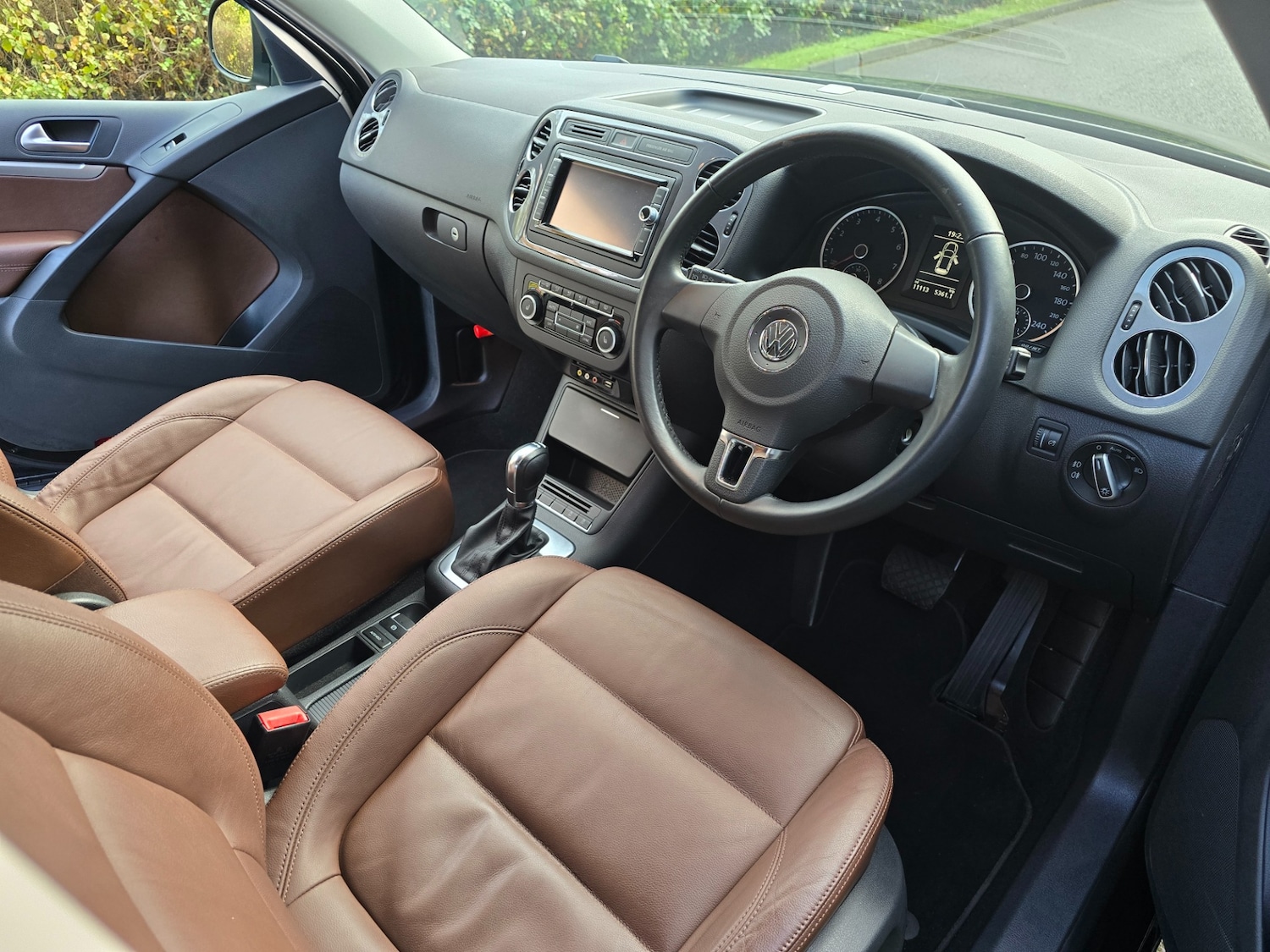 Used Volkswagen Tiguan 2013 for sale - 76831764: Photo 11