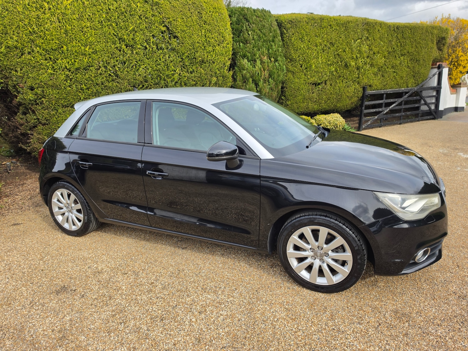 Used Audi A1 2012 for sale - 77877886: Photo 1