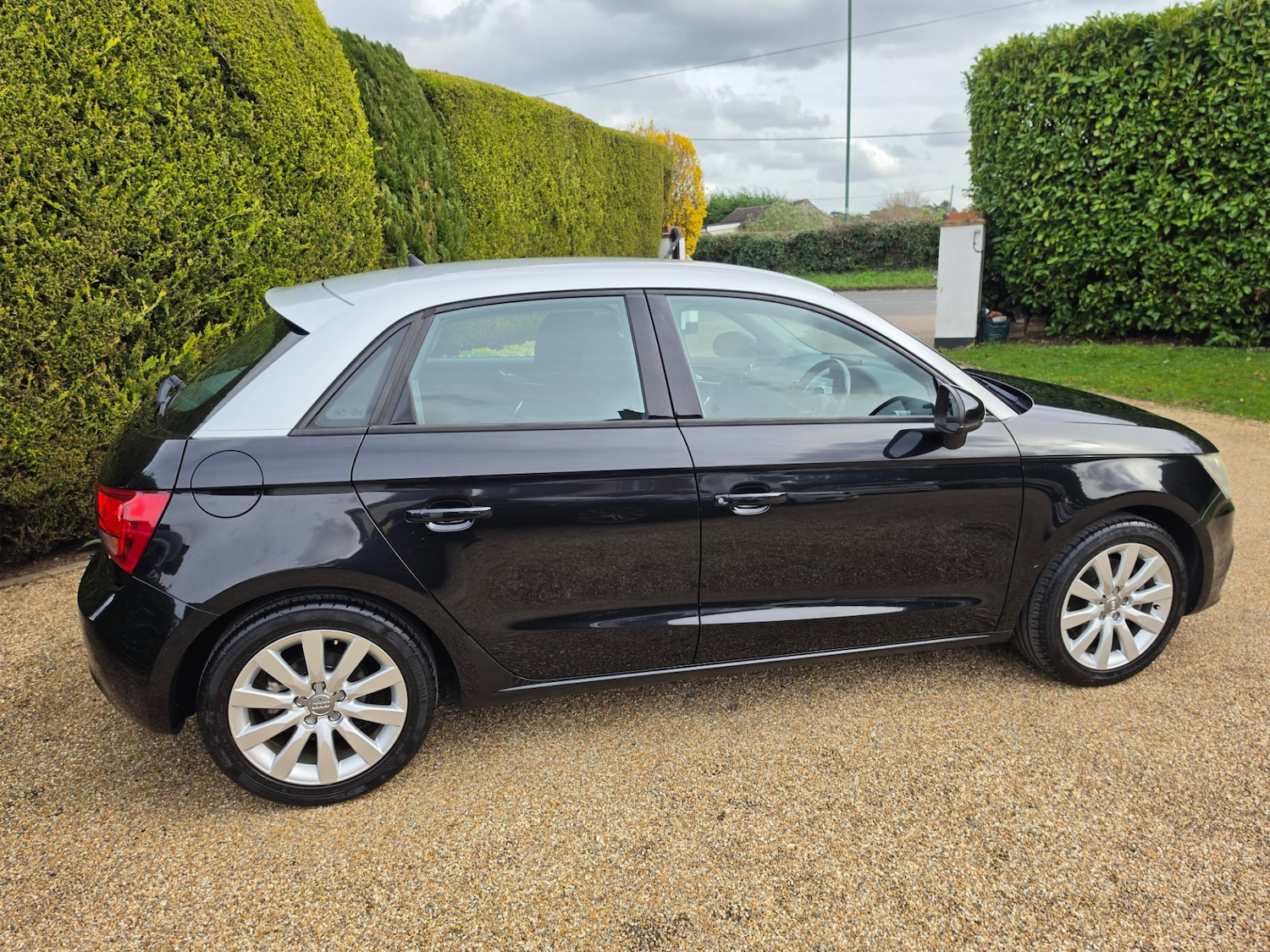 Used Audi A1 2012 for sale - 77877886: Photo 3