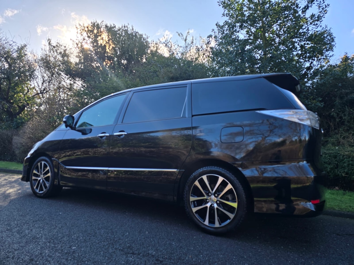 Used Toyota Estima 2015 for sale - 77438797: Photo 4