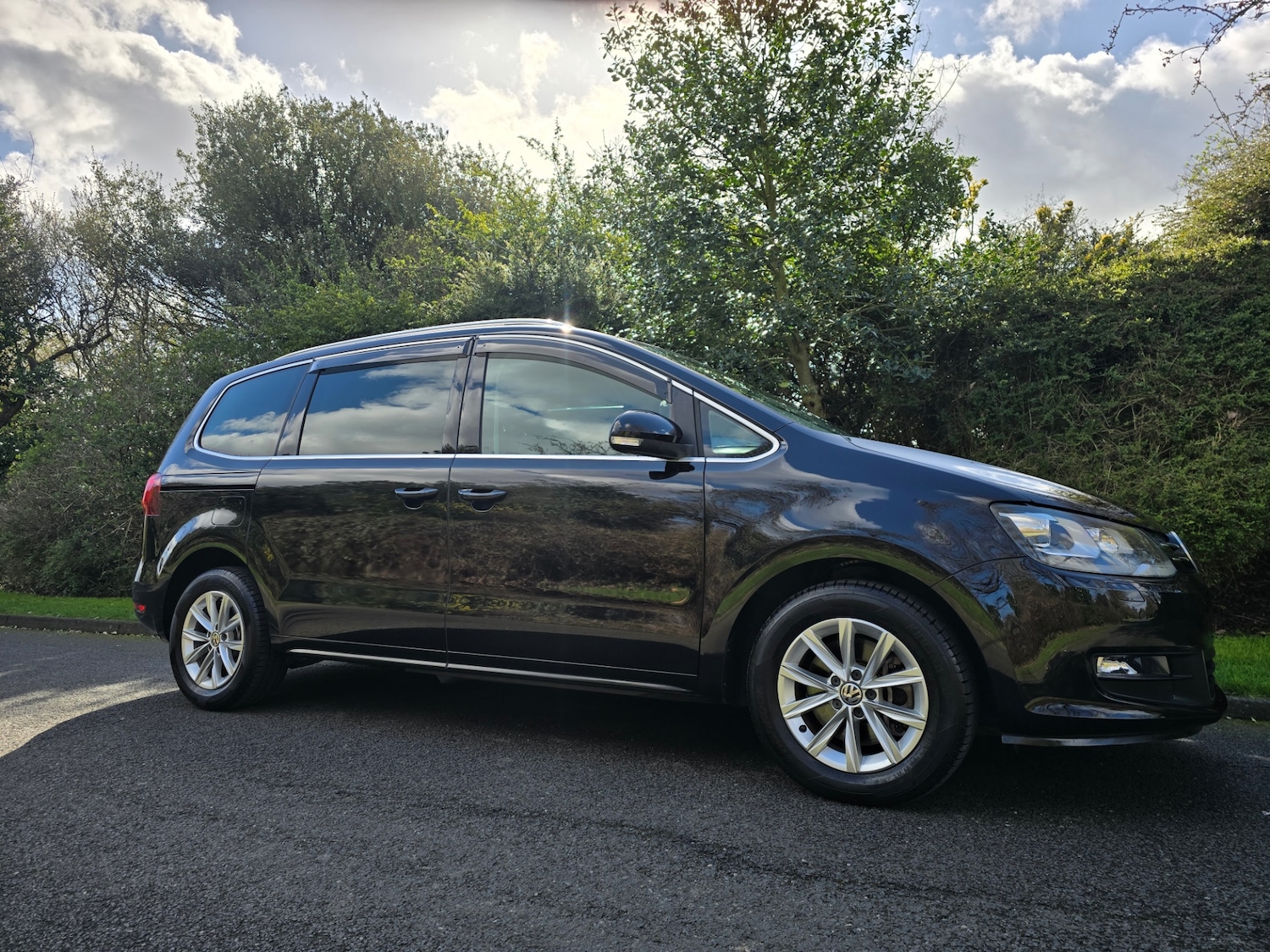 Used Volkswagen Sharan 2015 for sale - 77906868: Photo 6