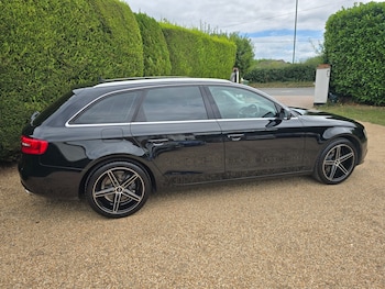 Used Audi A4 2015 for sale - 75582240: Photo
